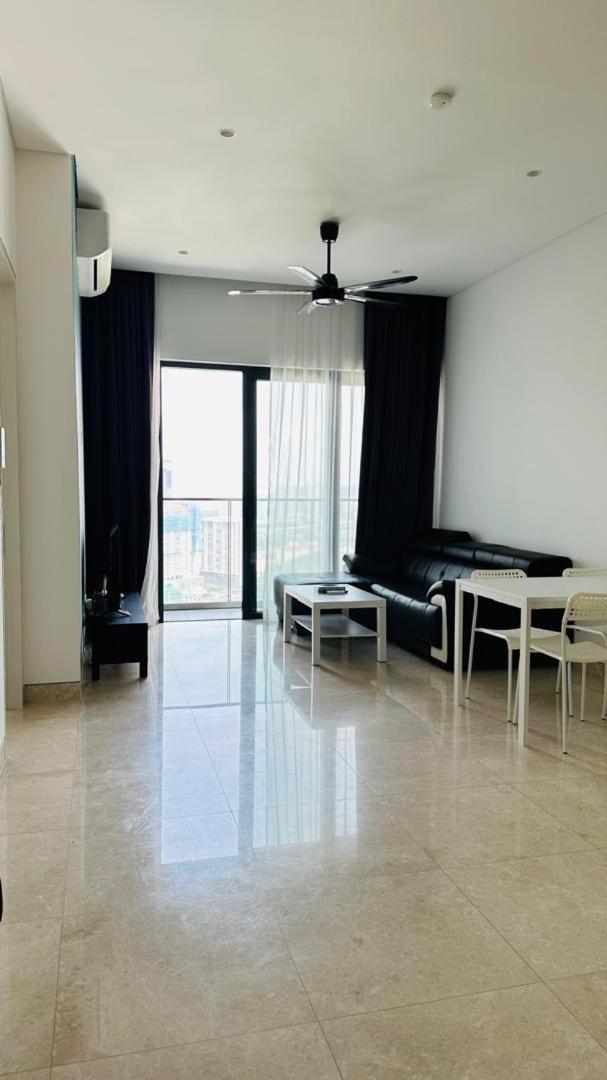 شقة Lucentia Residents At Bbcc Lalaport Bukit Bintang كوالالمبور المظهر الخارجي الصورة